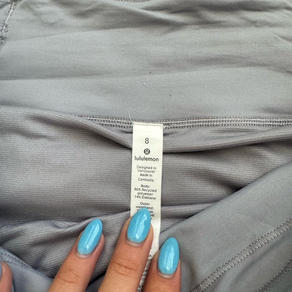 Lululemon Athletica Light Gray Shorts Speed Up 4” - Picture 2 of 3